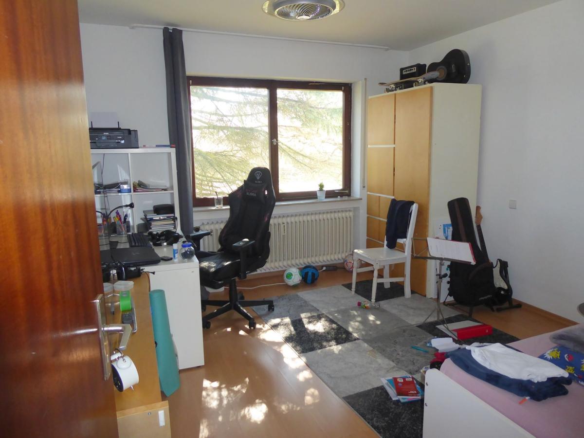 Eltern EG